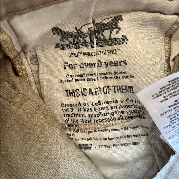 Levi's Men's Light Gray Straight Jeans - Picture 7 of 7